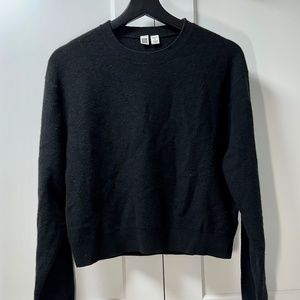Uniqlo Cropped Lambswool Sweater
